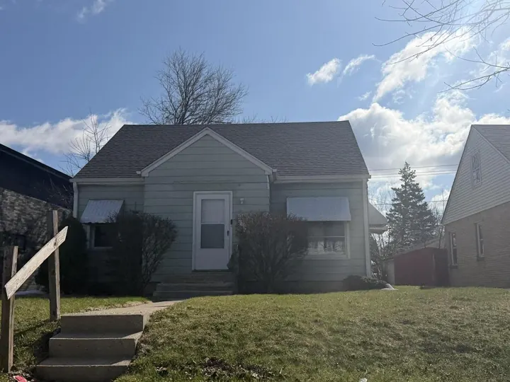 4548 N 76th St, Milwaukee