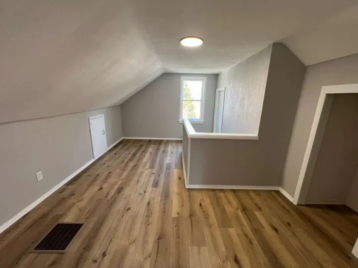 5942 N 38th St, after photo 1