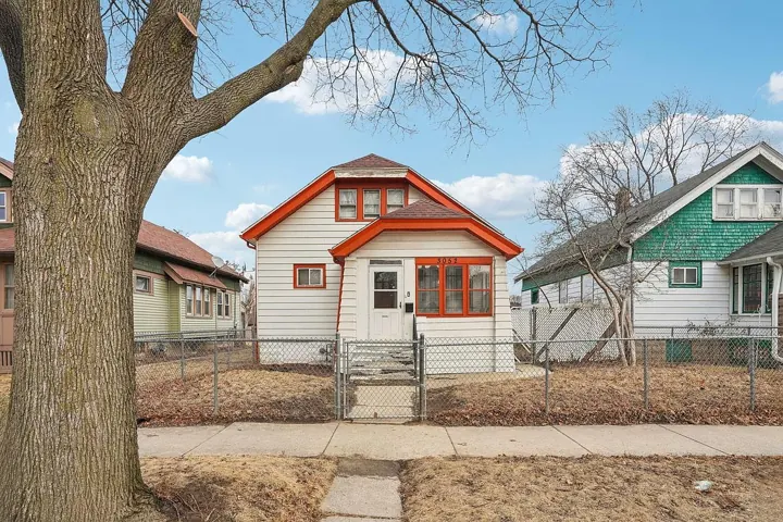 3052 N 47th St, after photo 1